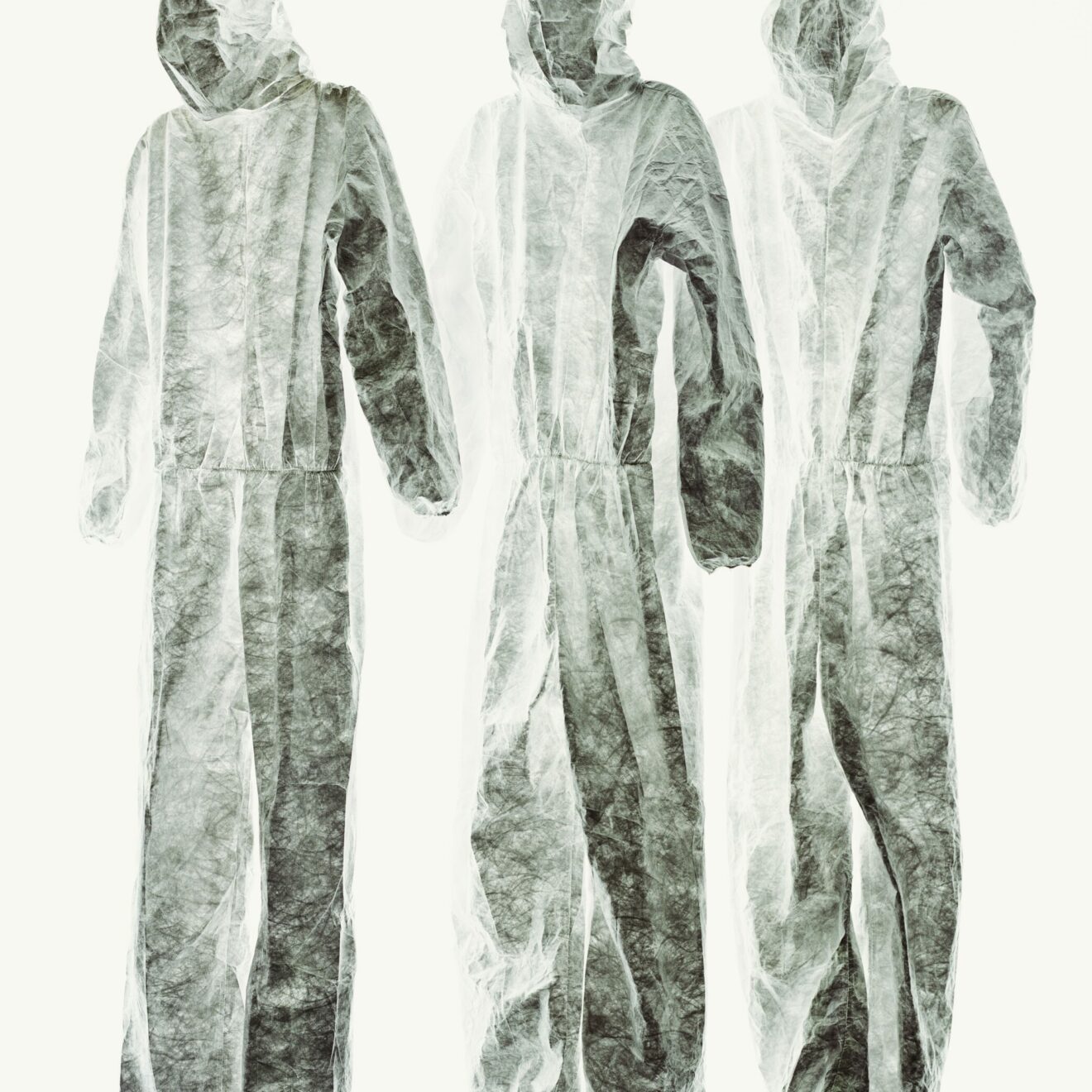 Sonja Braas, « Suits », 2015, © VG Bild und Kunst, une image de la série « An Abundance of Caution », 2014-2017 | sonjabraas.com